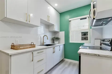 1852 SW 22nd Terrace Miami FL 33145