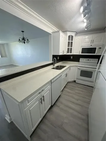 9001 SW 77th Avenue Miami FL 33156