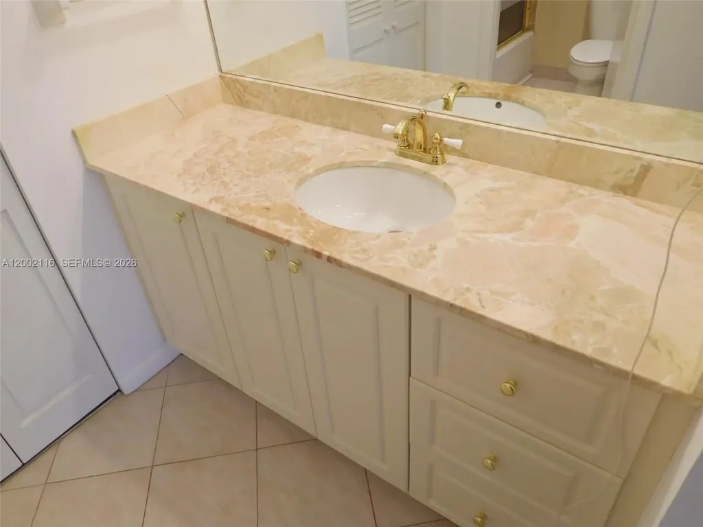 3800 S Ocean Drive Hollywood FL 33019