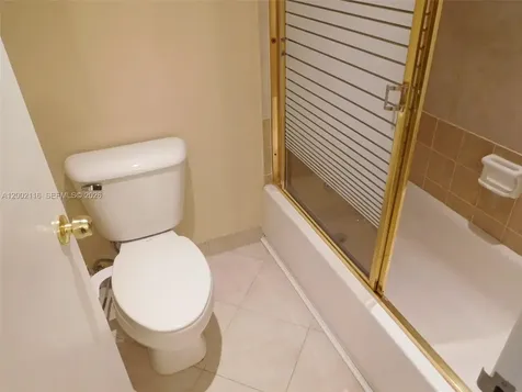 3800 S Ocean Drive Hollywood FL 33019