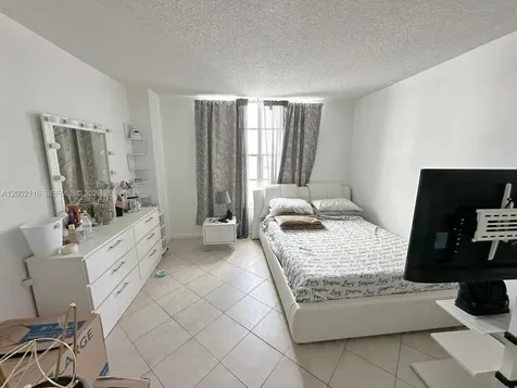 3800 S Ocean Drive Hollywood FL 33019