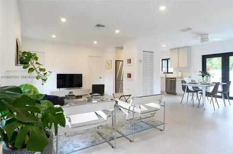 5981 SW 13th Terrace West Miami FL 33144