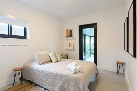 5981 SW 13th Terrace West Miami FL 33144