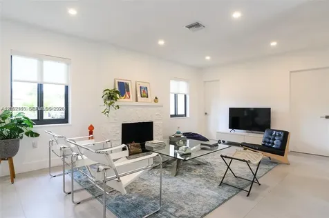 5981 SW 13th Terrace West Miami FL 33144