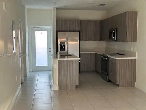 8265 NW 41st Street Doral FL 33166