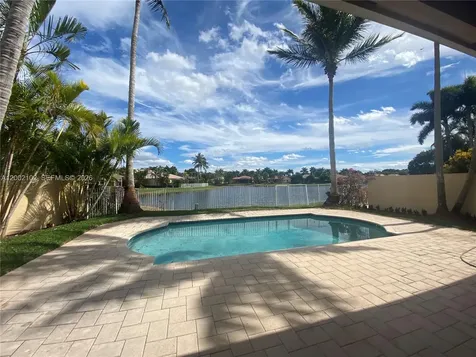2486 Bay Isle Drive Weston FL 33327