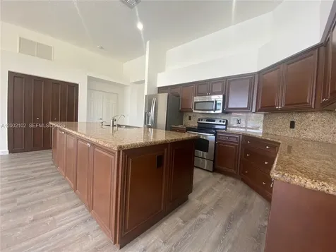 2486 Bay Isle Drive Weston FL 33327