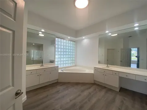 2486 Bay Isle Drive Weston FL 33327