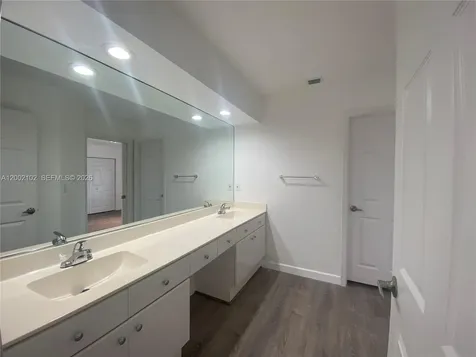 2486 Bay Isle Drive Weston FL 33327