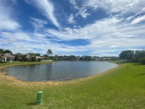 2486 Bay Isle Drive Weston FL 33327