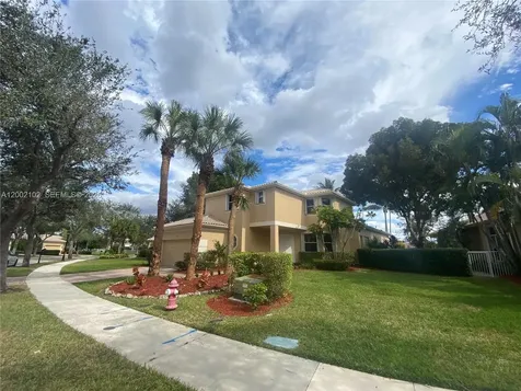 2486 Bay Isle Drive Weston FL 33327
