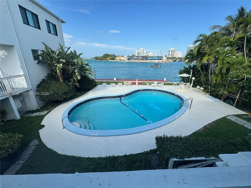 10281 E Bay Harbor Drive Bay Harbor Islands FL 33154