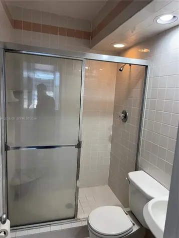 10281 E Bay Harbor Drive Bay Harbor Islands FL 33154