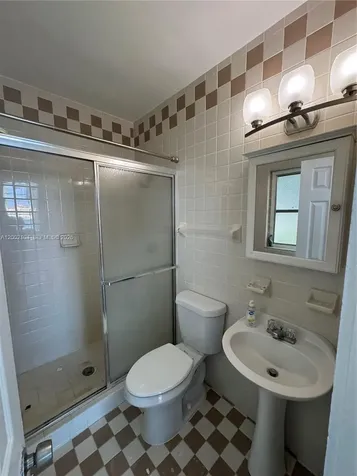 10281 E Bay Harbor Drive Bay Harbor Islands FL 33154