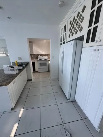 10281 E Bay Harbor Drive Bay Harbor Islands FL 33154