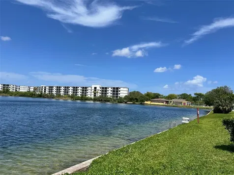 245 NE 191st Street Miami FL 33179