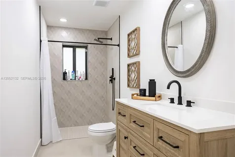 1030 NW 95th Terrace Plantation FL 33322