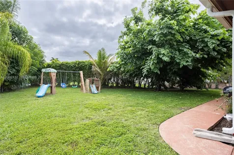 1030 NW 95th Terrace Plantation FL 33322