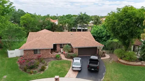 1030 NW 95th Terrace Plantation FL 33322