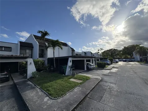 6530 Kendale Lakes Drive Miami FL 33183