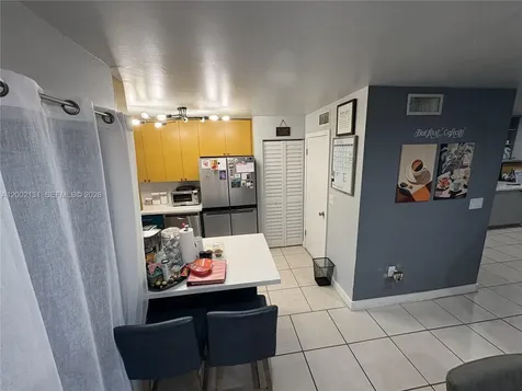 6530 Kendale Lakes Drive Miami FL 33183