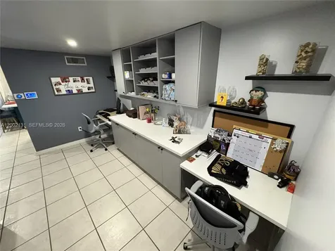 6530 Kendale Lakes Drive Miami FL 33183