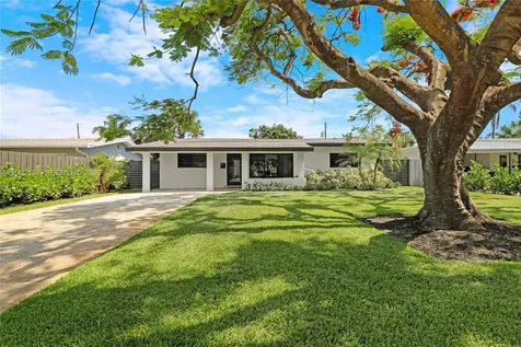 811 NE 17th Court Fort Lauderdale FL 33305