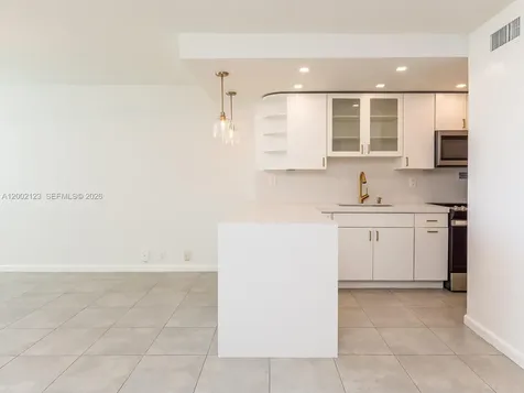 1000 E West Avenue Miami Beach FL 33139