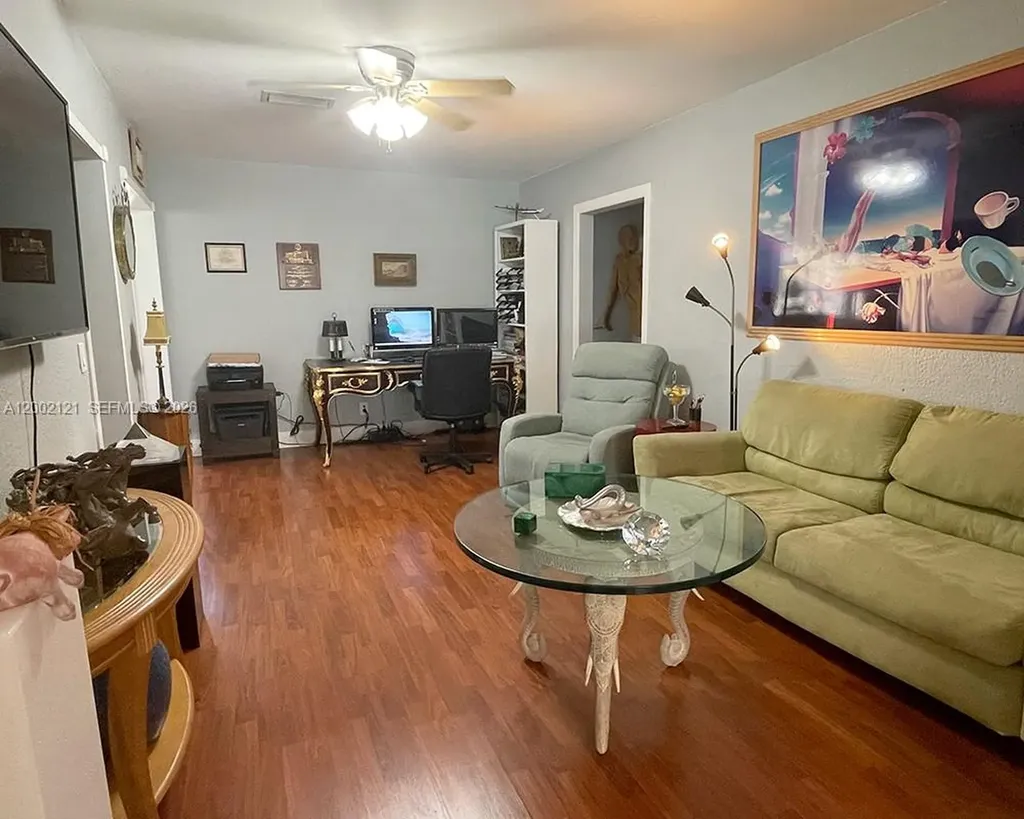 2100 N 54th Avenue Hollywood FL 33021