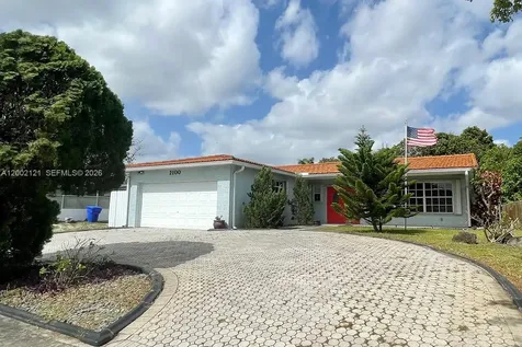 2100 N 54th Avenue Hollywood FL 33021