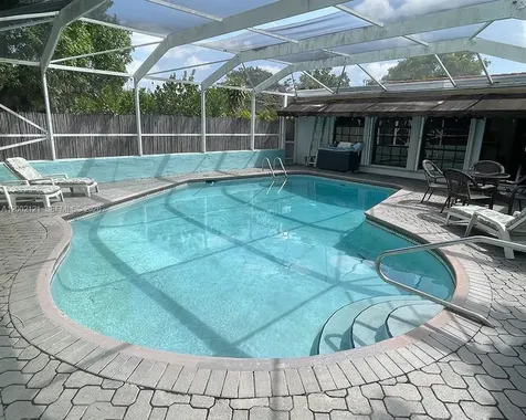2100 N 54th Avenue Hollywood FL 33021