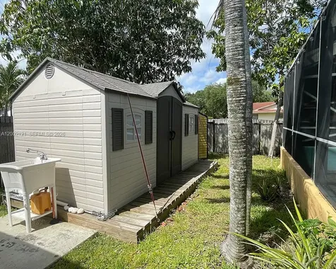 2100 N 54th Avenue Hollywood FL 33021