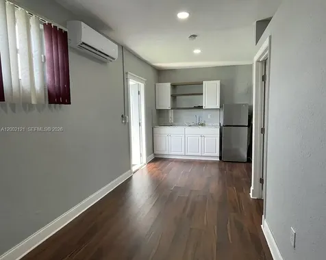 2100 N 54th Avenue Hollywood FL 33021