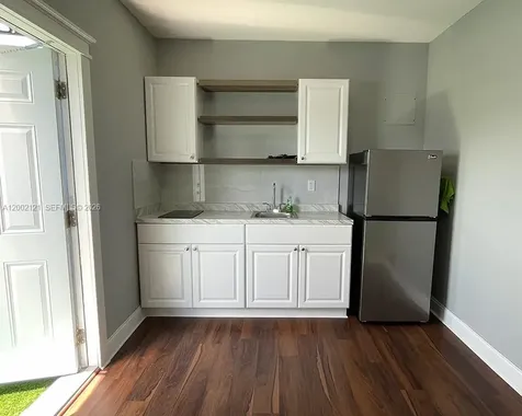 2100 N 54th Avenue Hollywood FL 33021