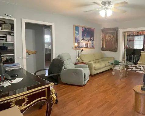 2100 N 54th Avenue Hollywood FL 33021