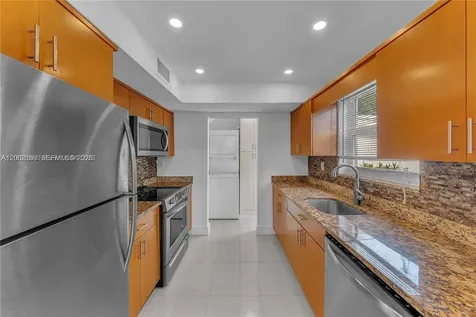 247 Bird Road Coral Gables FL 33146
