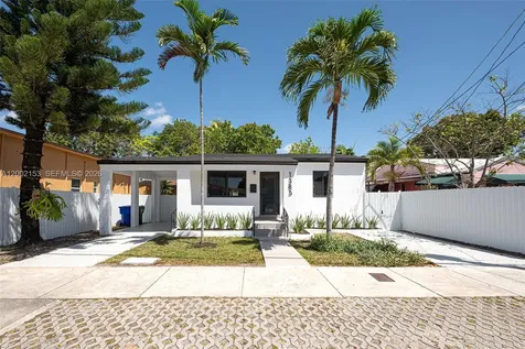 1385 NW 28th Street Miami FL 33142