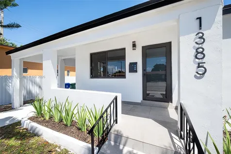 1385 NW 28th Street Miami FL 33142