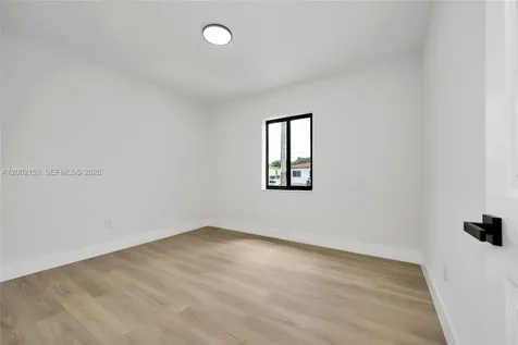 1385 NW 28th Street Miami FL 33142