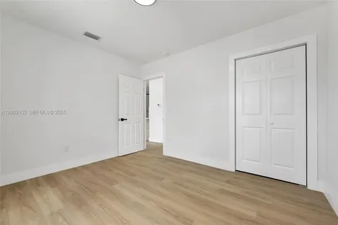 1385 NW 28th Street Miami FL 33142