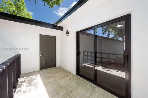 1385 NW 28th Street Miami FL 33142