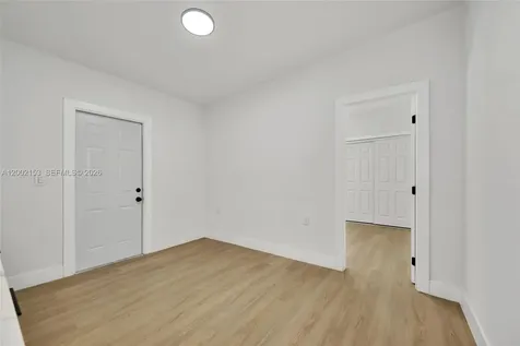 1385 NW 28th Street Miami FL 33142