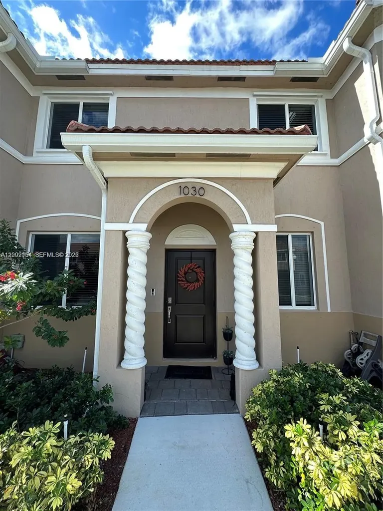 1030 SE 23rd Terrace Homestead FL 33035