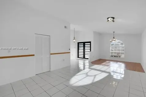 7503 W 34th Lane Hialeah FL 33018