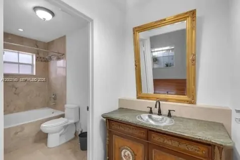 7503 W 34th Lane Hialeah FL 33018