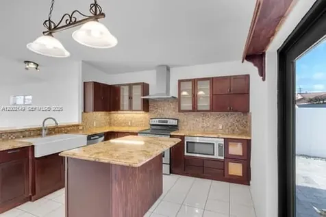 7503 W 34th Lane Hialeah FL 33018