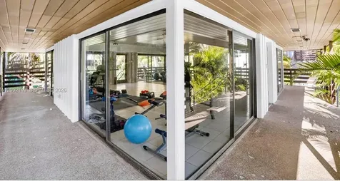 7483 SW 82nd Street Miami FL 33143