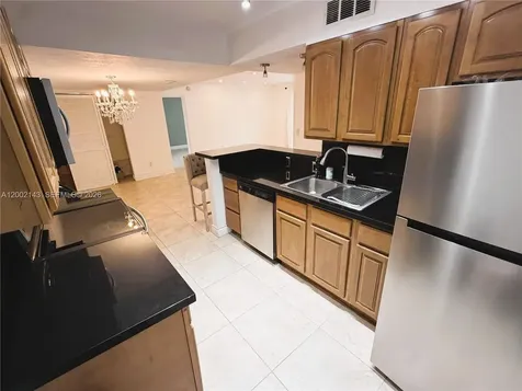 7483 SW 82nd Street Miami FL 33143