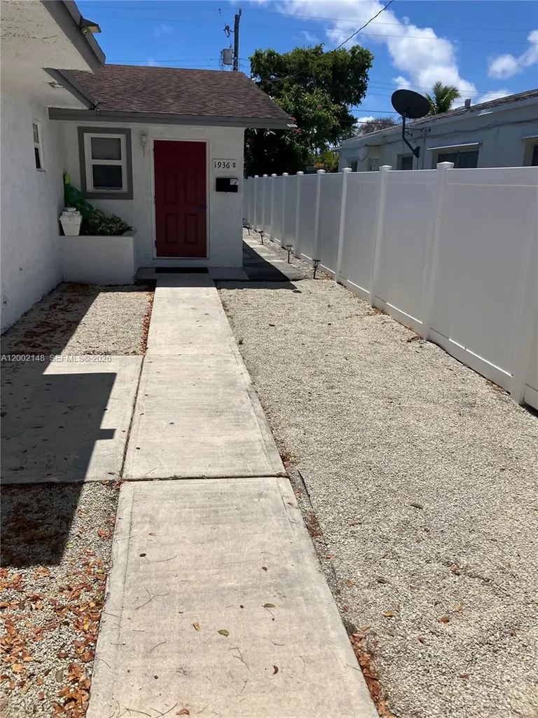 1936 Washington Street Hollywood FL 33020