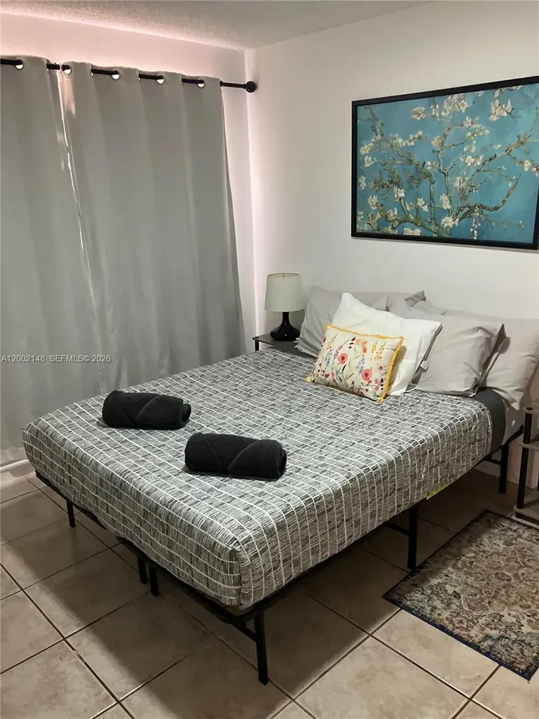 1936 Washington Street Hollywood FL 33020